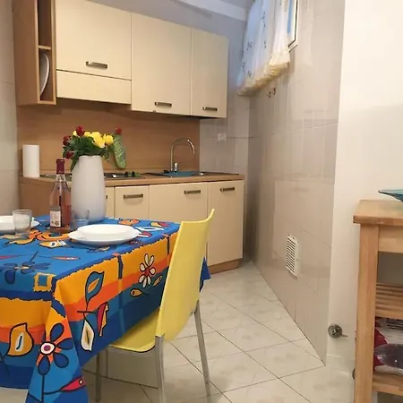 شقة Matteo's Flat Close To Porto Sole *